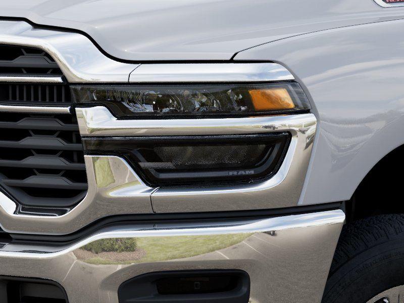 صورة 10 لـ 2025 RAM 2500 TRADESMAN