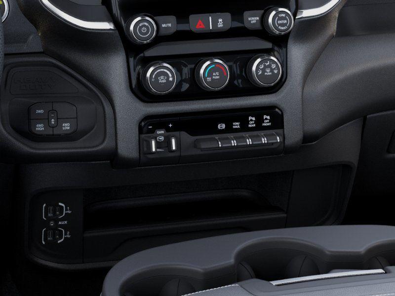 2026 RAM 2500 BIG HORN — миниатюра 24