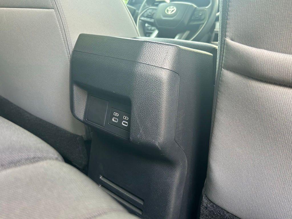 صورة مصغرة 40 لـ 2024 Toyota TACOMA TRD OFF ROAD