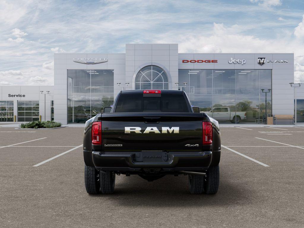 2026 RAM 3500 LARAMIE — миниатюра 7