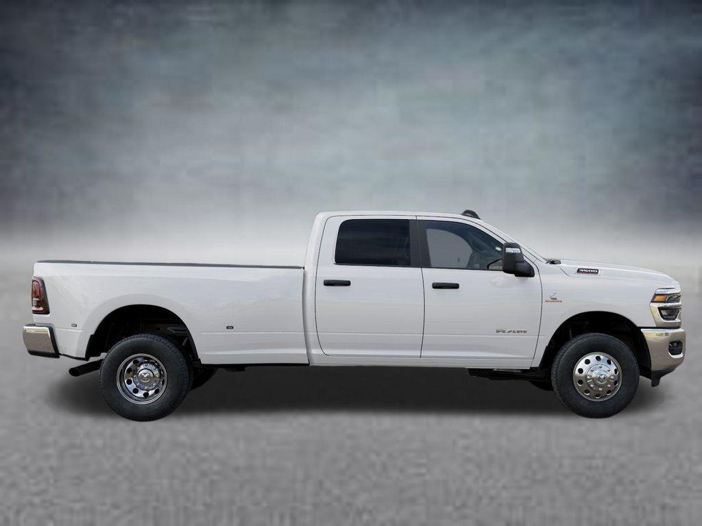2026 RAM 3500 BIG HORN thumbnail 21