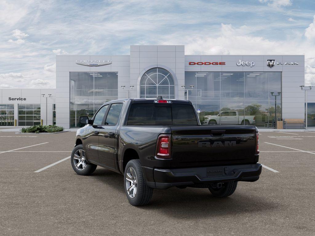 صورة 3 لـ 2026 RAM 1500 EXPRESS