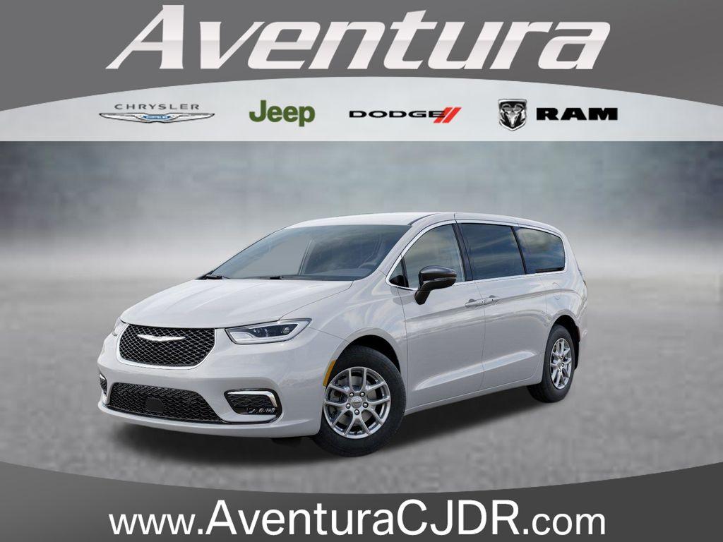 New 2026 Chrysler Pacifica Select