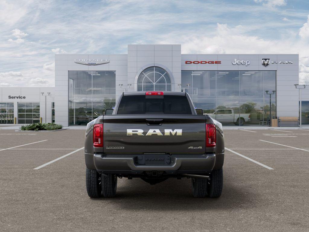 صورة 7 لـ 2026 RAM 3500 LARAMIE