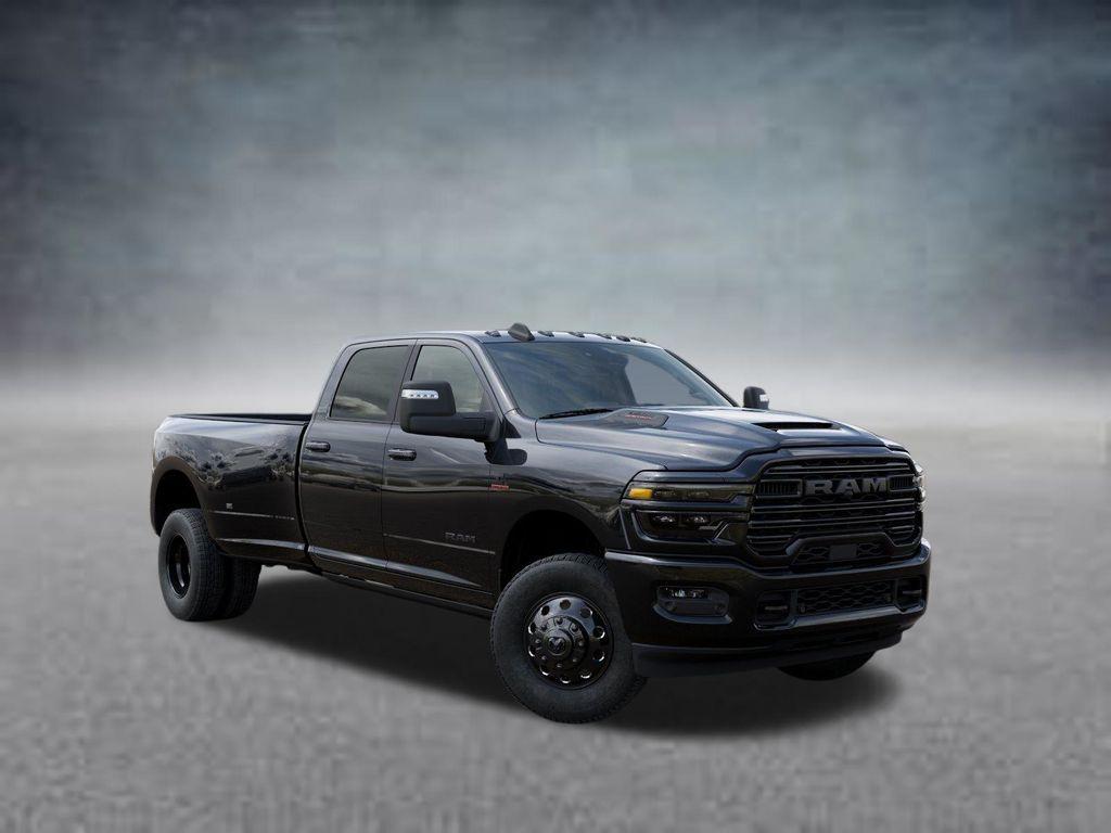 صورة 5 لـ 2026 RAM 3500 LARAMIE