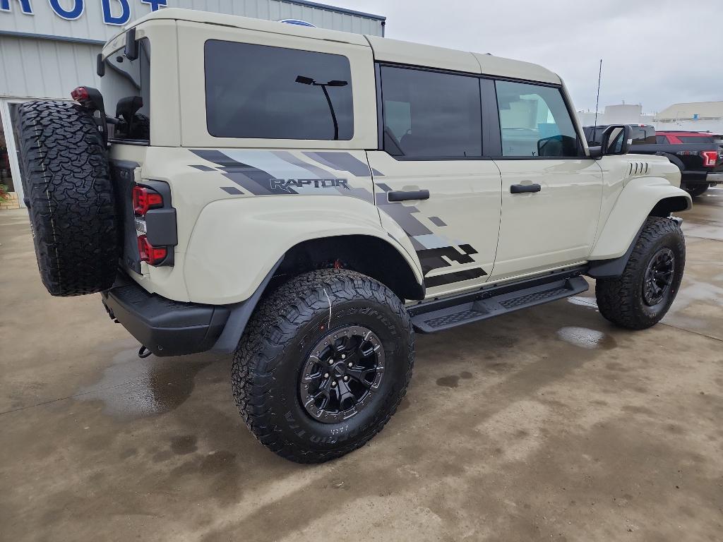 FORD BRONCO RAPTOR - 8
