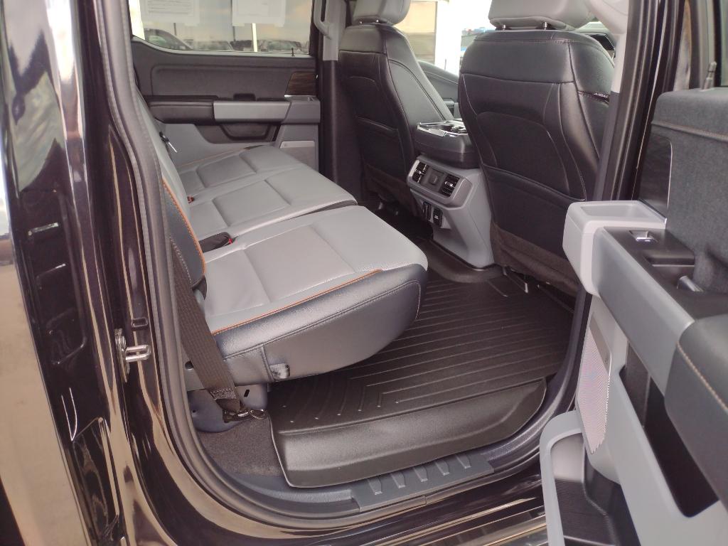 صورة مصغرة 28 لـ 2024 FORD F-150 LARIAT