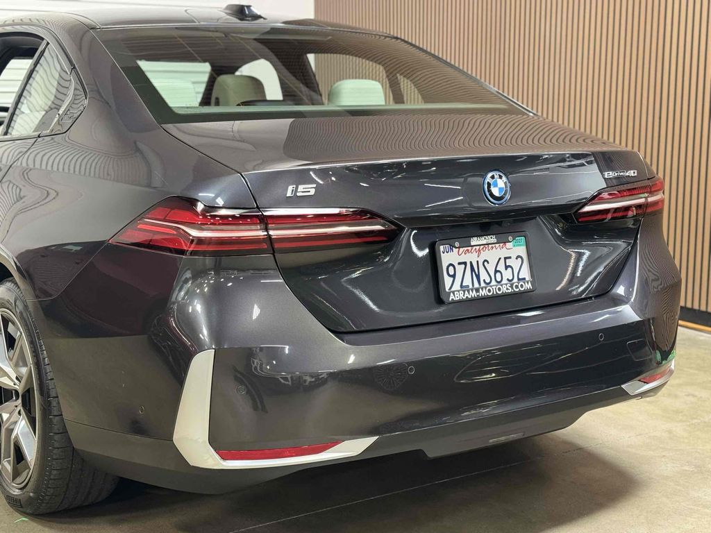 2024 BMW I5 EDRIVE40 — миниатюра 30