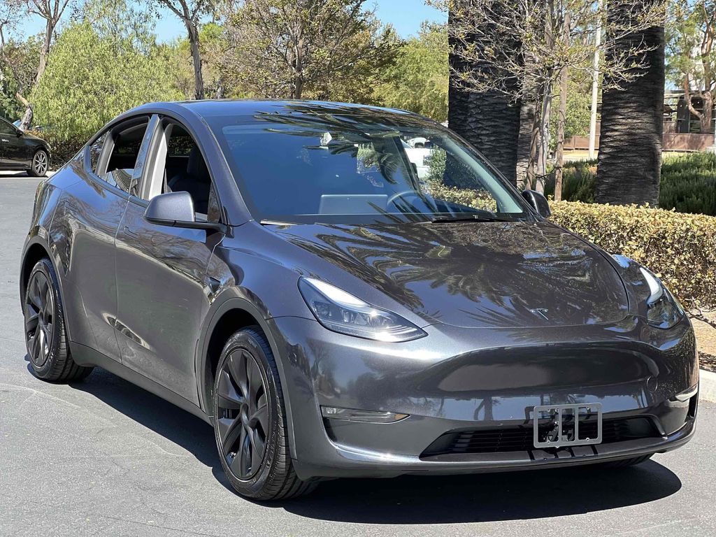 2025 Tesla MODEL Y LONG RANGE DUAL MOTOR ALL-WHEEL DRIVE — миниатюра 22
