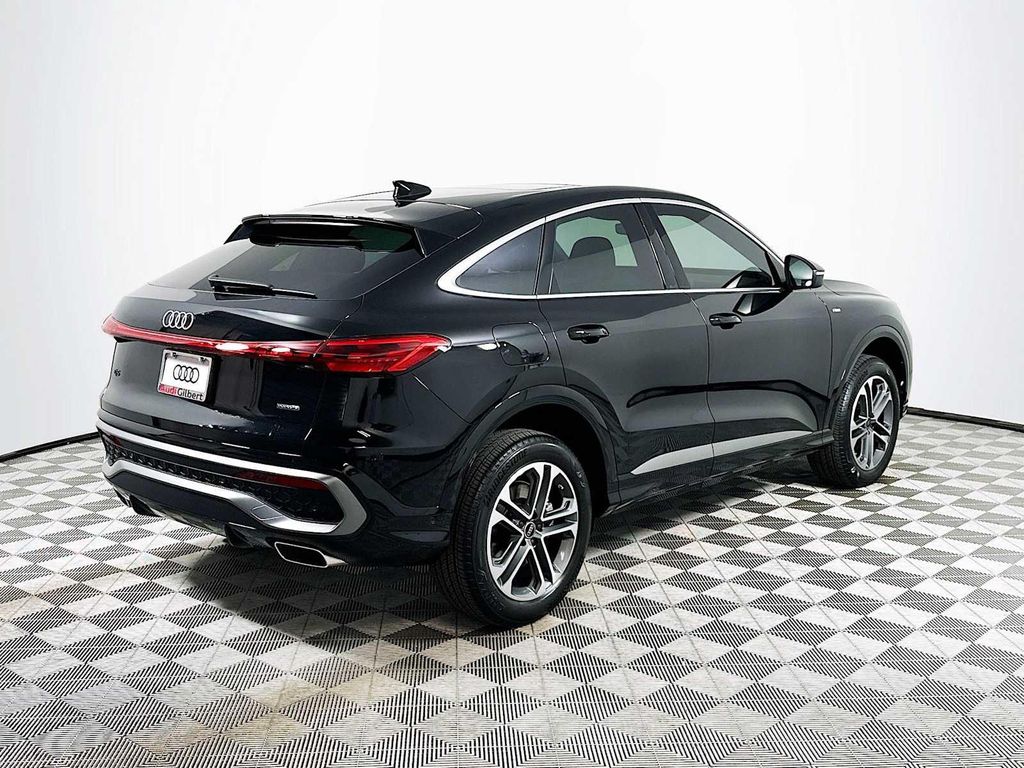 صورة 7 لـ 2026 AUDI Q5 SPORTBACK PREMIUM TFSI QUATTRO S TRONIC