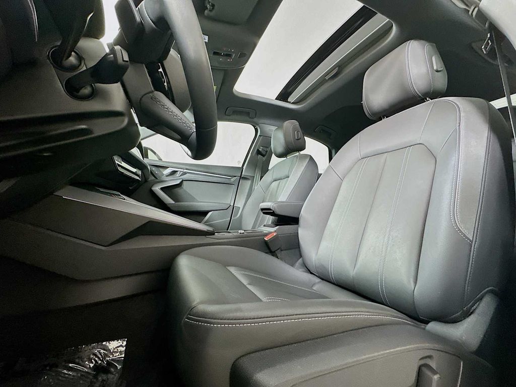 صورة مصغرة 18 لـ 2025 AUDI A3 PREMIUM
