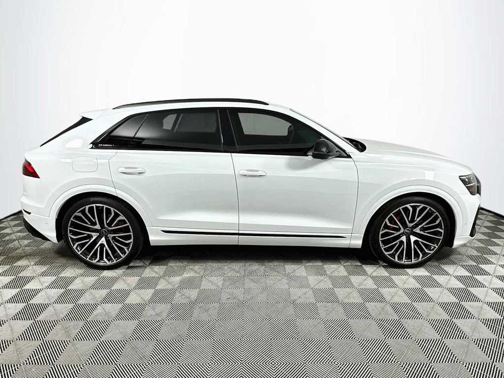 صورة 8 لـ 2026 AUDI SQ8 4.0T PRESTIGE