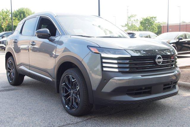 New 2026 Nissan Kicks SR