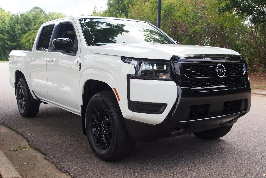 New 2026 Nissan Frontier SV