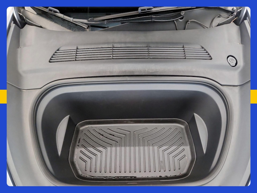 2024 Tesla MODEL Y PERFORMANCE thumbnail 14
