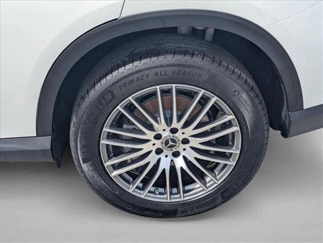 MERCEDES-BENZ GLC - 9