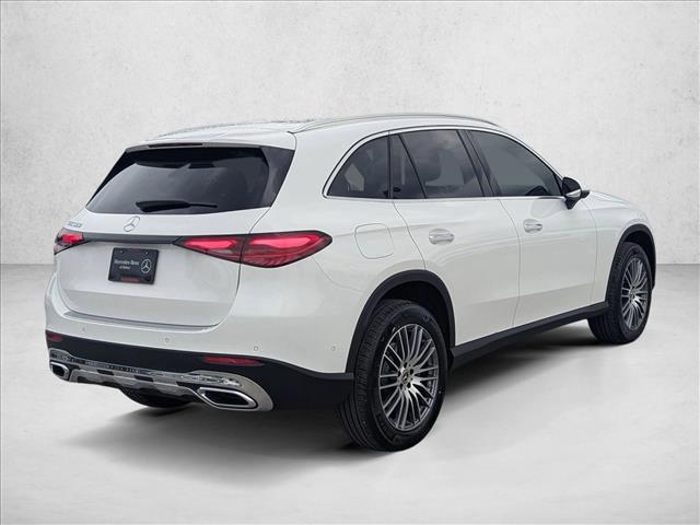 2026 Mercedes-BENZ GLC — фото 2