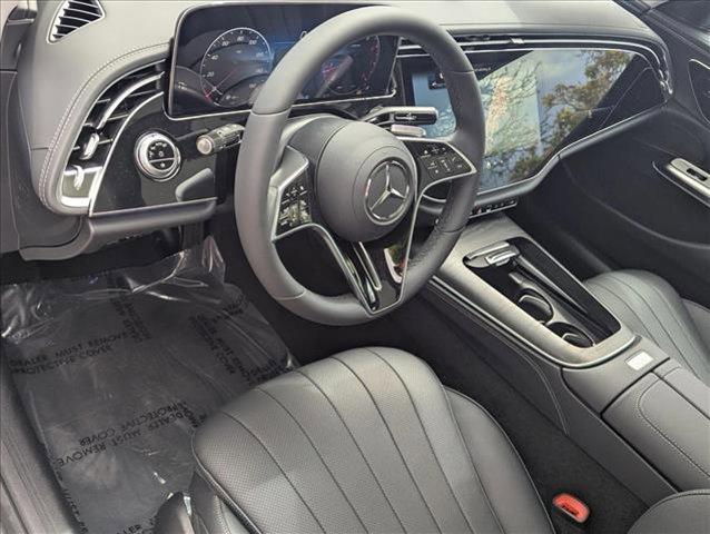 MERCEDES-BENZ E-CLASS - 3