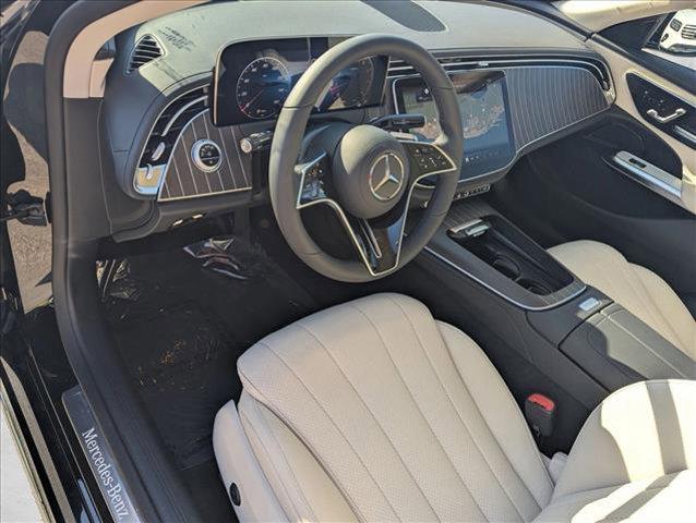 MERCEDES-BENZ E-CLASS - 3