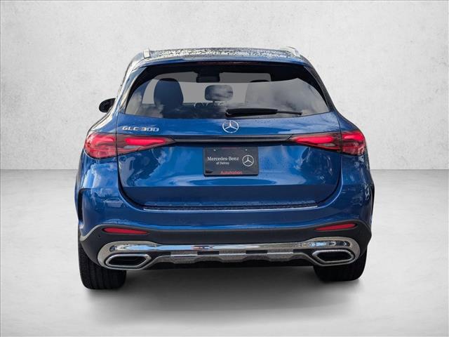 MERCEDES-BENZ GLC - 7