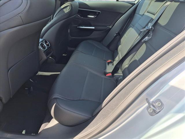 2026 Mercedes-BENZ C-CLASS 缩略图 14