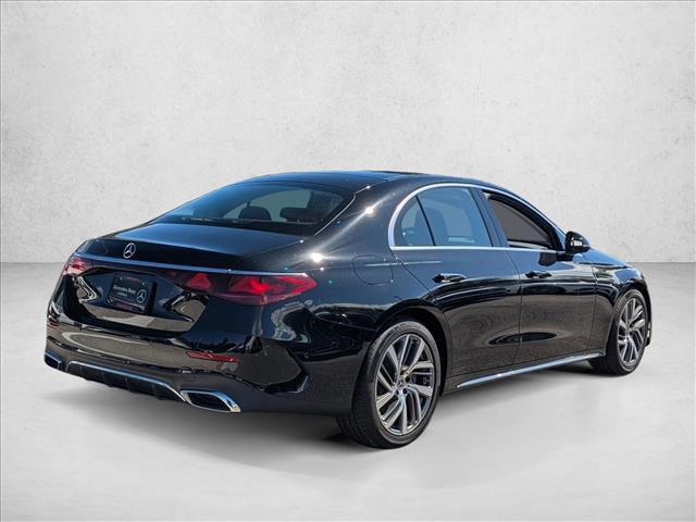 MERCEDES-BENZ E-CLASS - 2