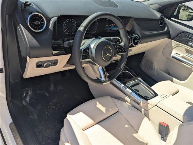 MERCEDES-BENZ GLA-CLASS - 10