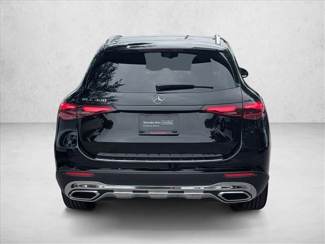 MERCEDES-BENZ GLC - 7