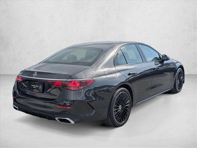 MERCEDES-BENZ E-CLASS - 2