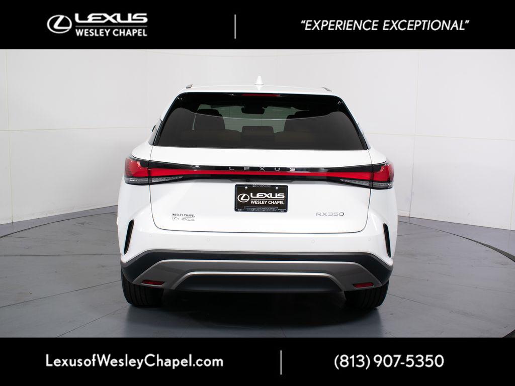 صورة 6 لـ 2025 Lexus RX 350 BASE