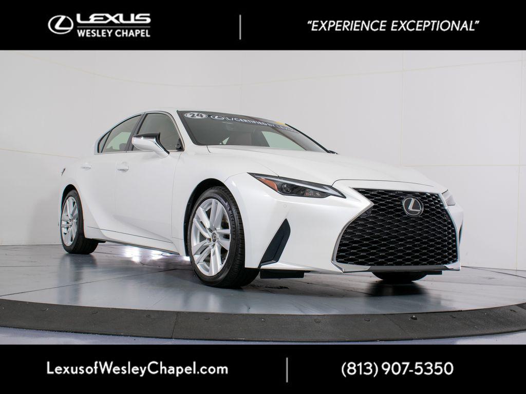 2024 Lexus IS 300