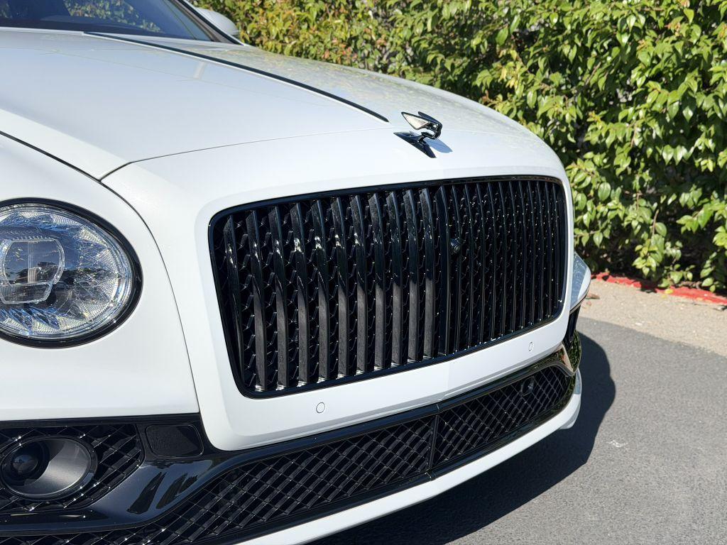 2023 Bentley FLYING SPUR SPEED — миниатюра 20