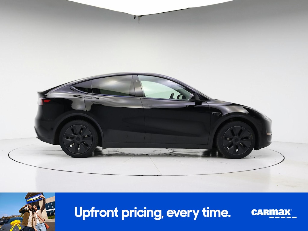 TESLA MODEL Y LONG RANGE - 9