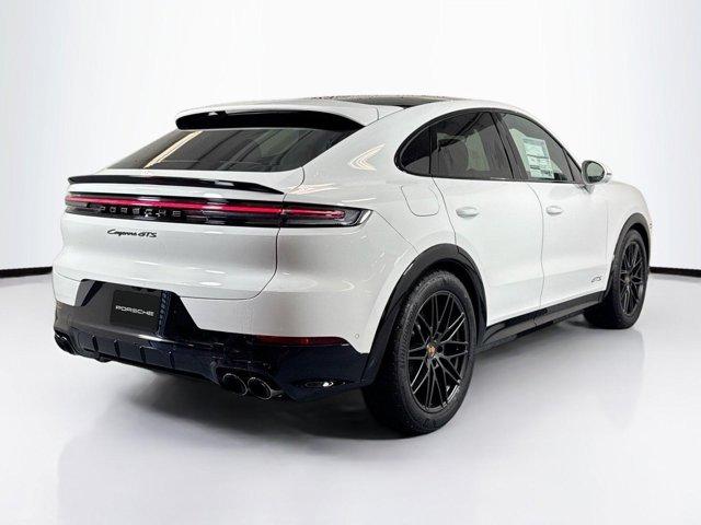 2026 Porsche CAYENNE GTS — фото 9