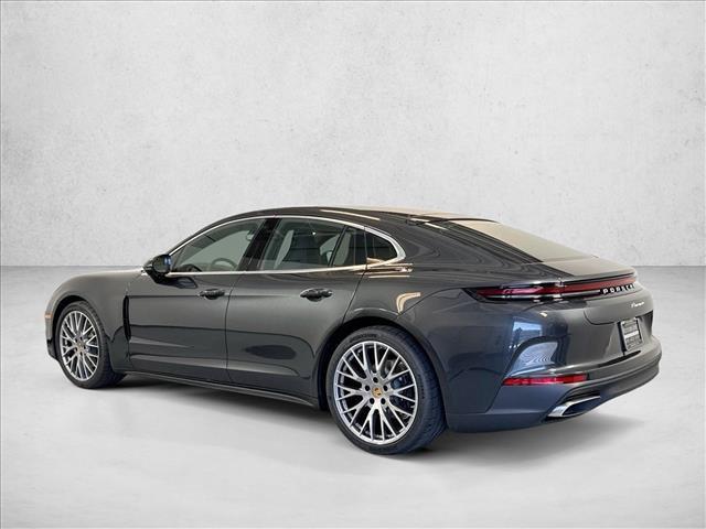 2026 Porsche PANAMERA BASE — фото 3