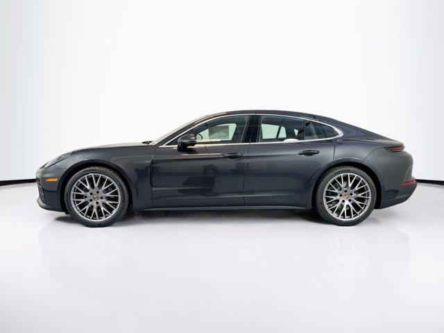 2026 Porsche PANAMERA BASE — фото 2