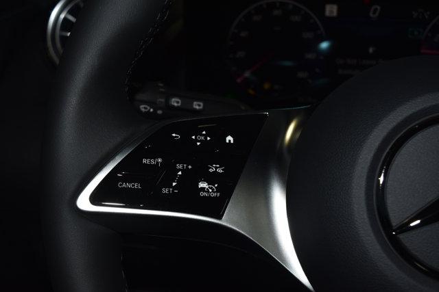 MERCEDES-BENZ GLA - 8