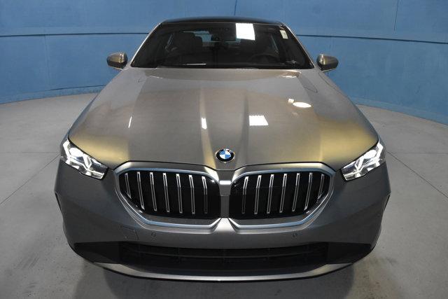 صورة مصغرة 21 لـ 2026 BMW 530 I XDRIVE