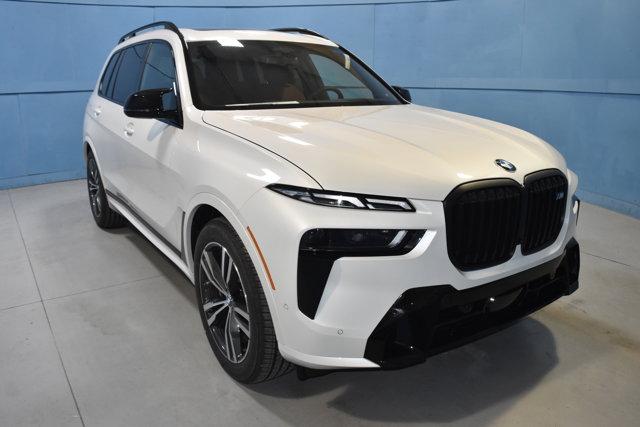New 2026 BMW X7 M60i