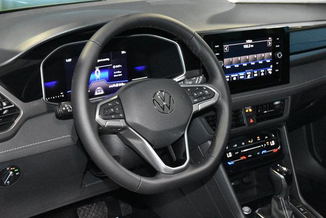 New 2026 Volkswagen Taos 1.5T SE Black