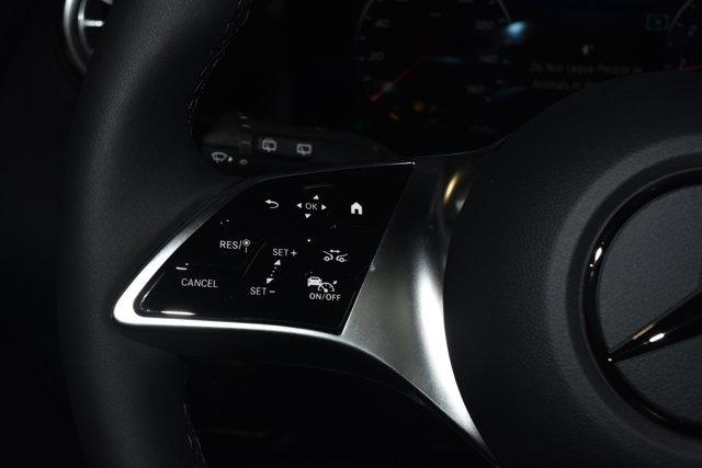 MERCEDES-BENZ GLA - 8