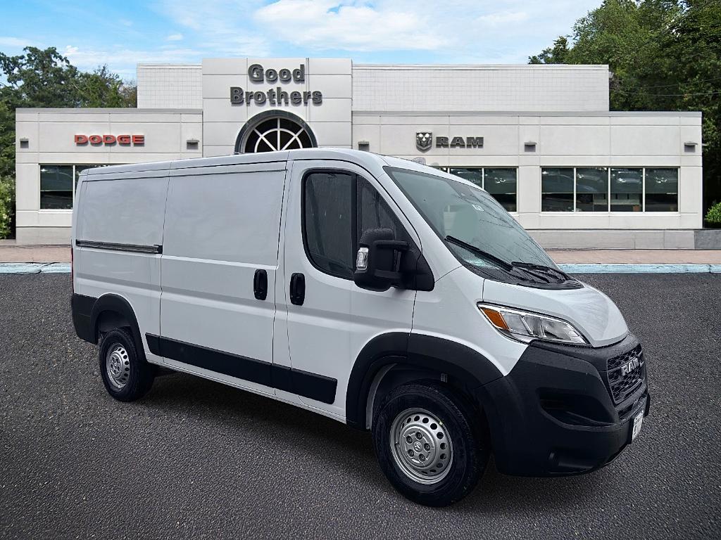 New 2026 RAM ProMaster 1500 Low Roof