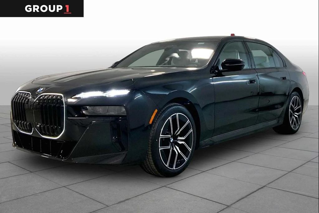 New 2026 BMW 760 xDrive