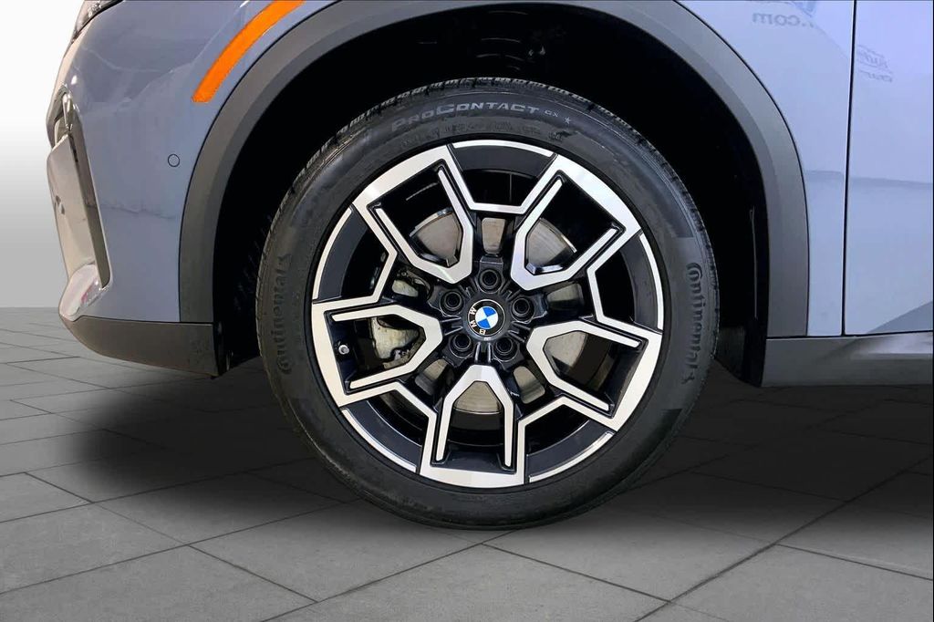 2025 BMW X2 XDRIVE28I 照片 10
