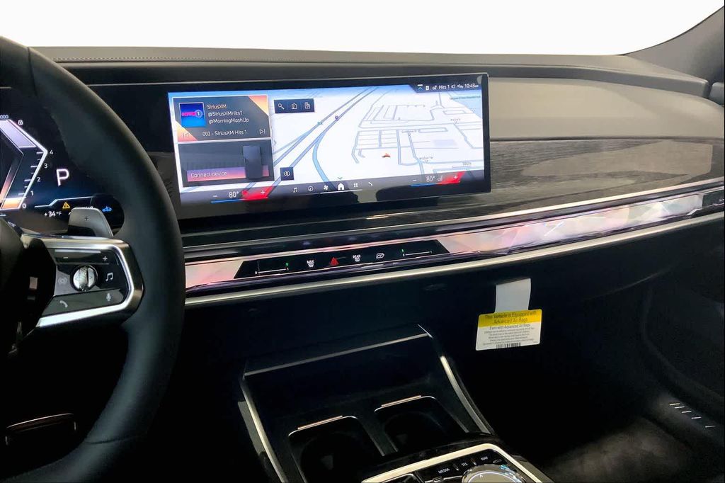 2026 BMW 760 XDRIVE photo 6