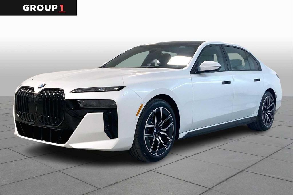 New 2026 BMW 760 xDrive