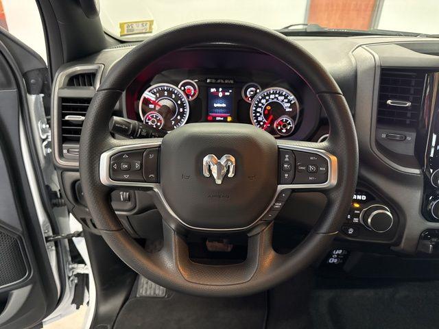 2026 RAM 1500 EXPRESS — миниатюра 31