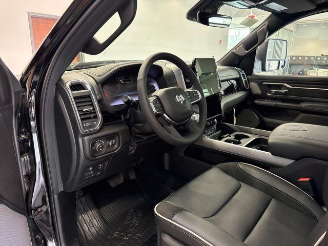 صورة مصغرة 27 لـ 2026 RAM 1500 LARAMIE