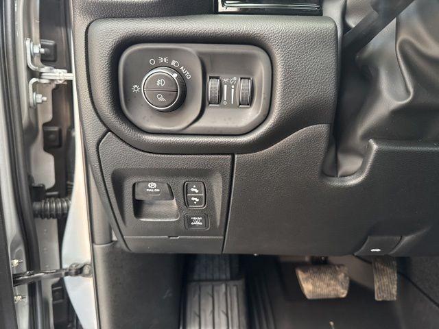 صورة مصغرة 28 لـ 2026 RAM 1500 LARAMIE