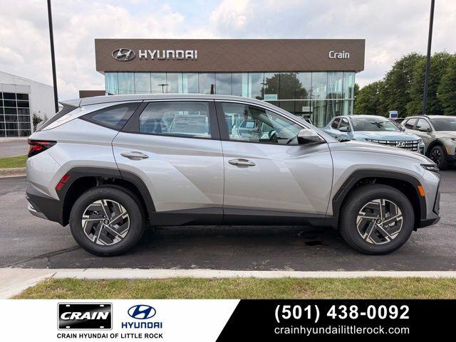 New 2026 Hyundai TUCSON Hybrid Blue SE